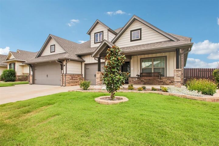 Property Photo: 9205 NW 91st Street OK 73099