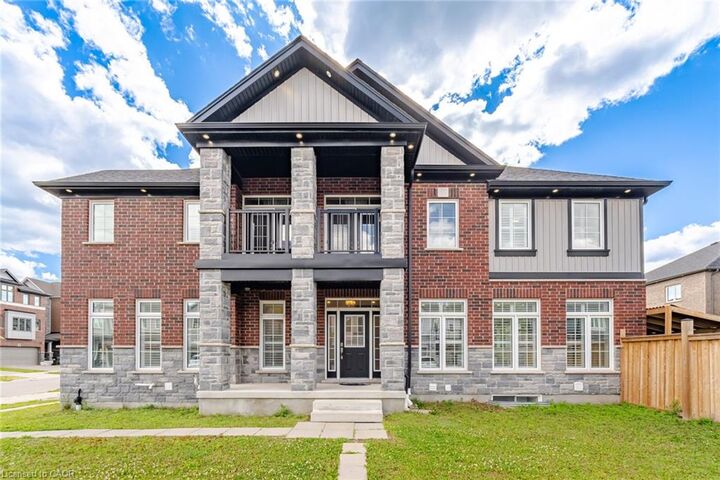 127 Monarch Woods Drive — photo 1