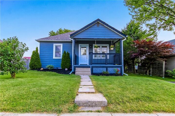 Property Photo: 205 Stanley Street ON N3Y 1M9