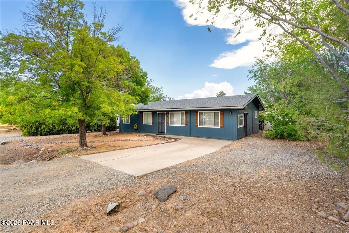 Property Photo:  3461 N Tower Road  AZ 86314 