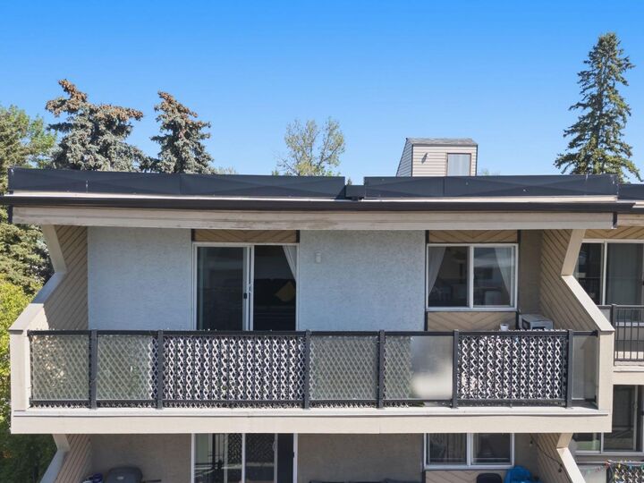 Property Photo:  617 56 Avenue SW 401  AB T2V 0G9 