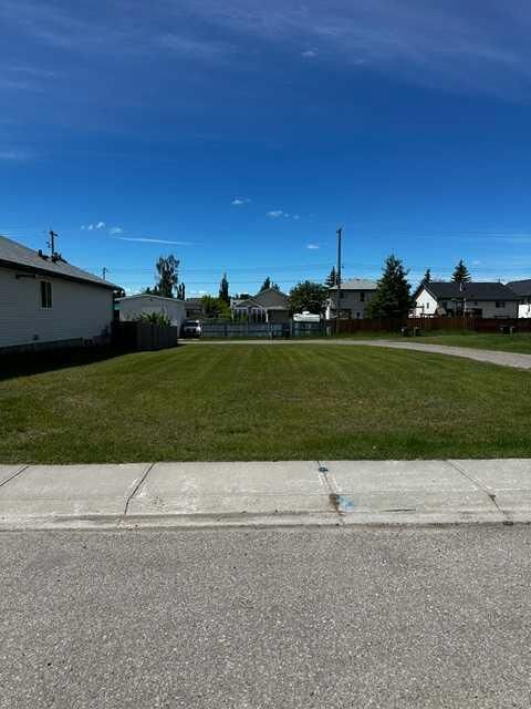Property Photo: 344 Parkview Estates AB T1P 1K8