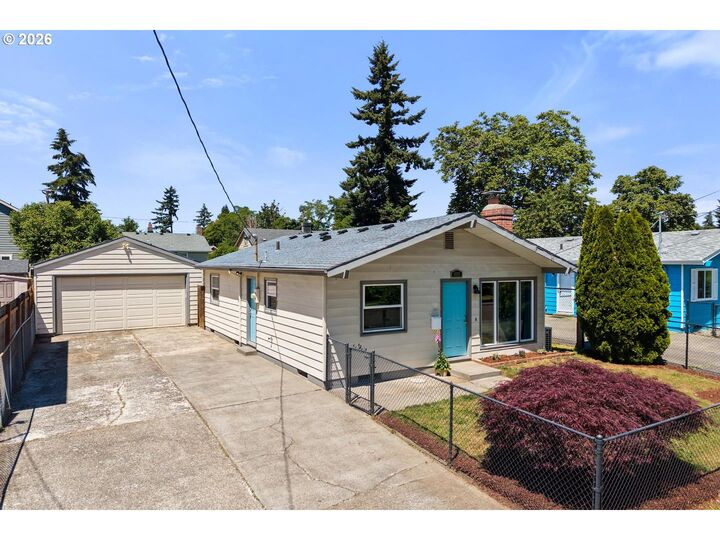 Property Photo: 6625 SE 87th Ave OR 97266