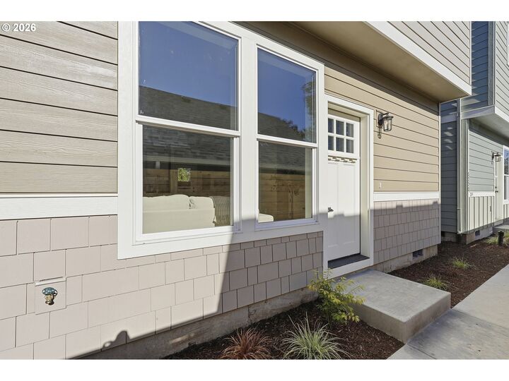Property Photo: 5222 SE Ramona St OR 97206