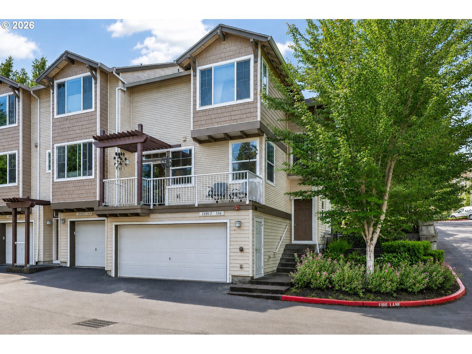 Property Photo: 10813 SW Canterbury Ln 104 OR 97224
