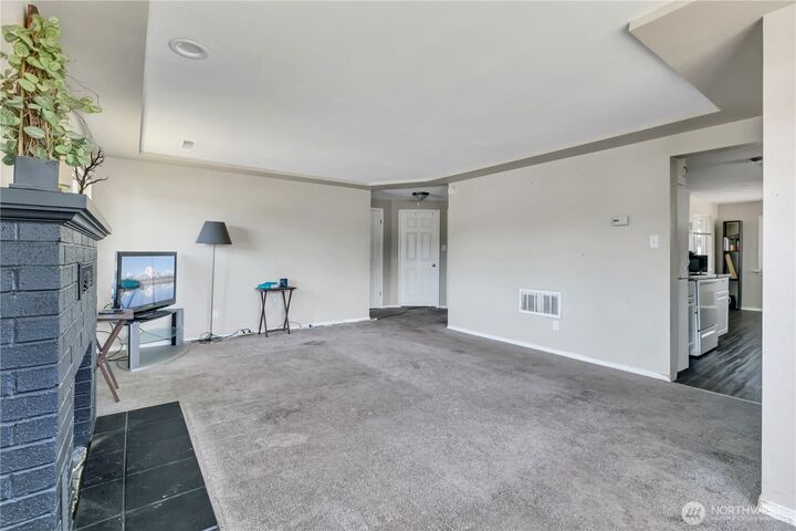 Property Photo:  7048 S Oakes Street  WA 98409 