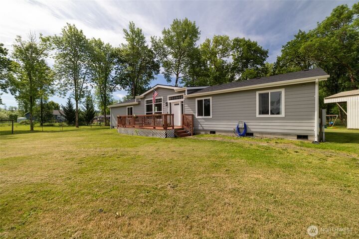 Property Photo: 561 Tauscher Road WA 98532