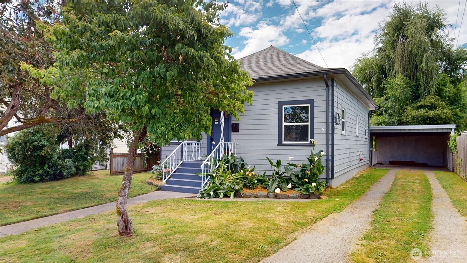 Property Photo:  830  Garfield Street  WA 98273 