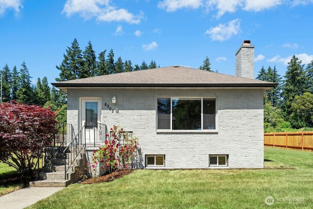 Property Photo: 5305 64th St W WA 98466