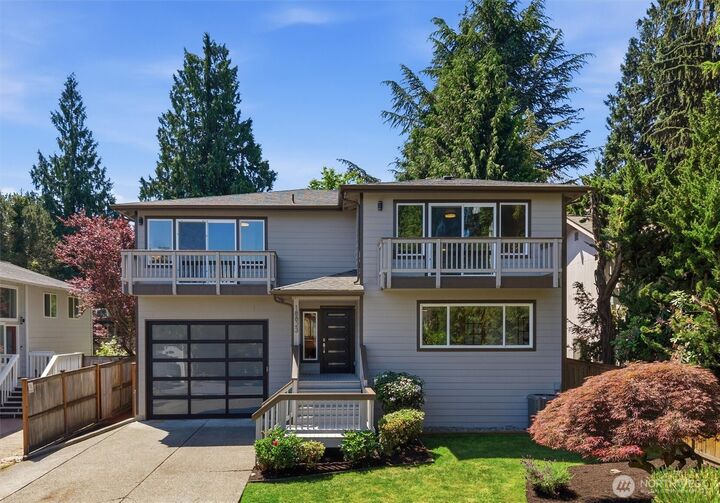 Property Photo: 18823 SE 42nd Street WA 98027