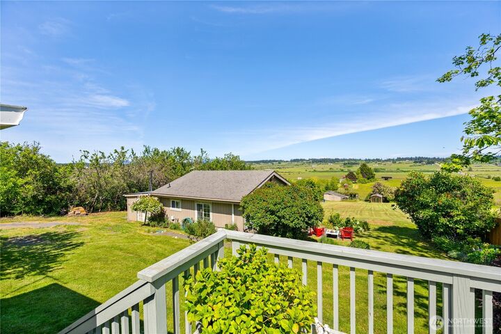 Property Photo: 50 Ranchos Road WA 98250