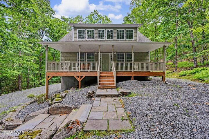 Property Photo:  113 Oriole Place  PA 18435 