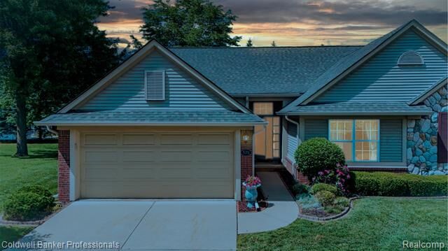 Property Photo:  5711 Ortman Drive  MI 48314 