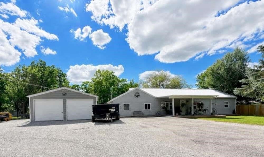 Property Photo:  1460 Rice Road  IN 47330 