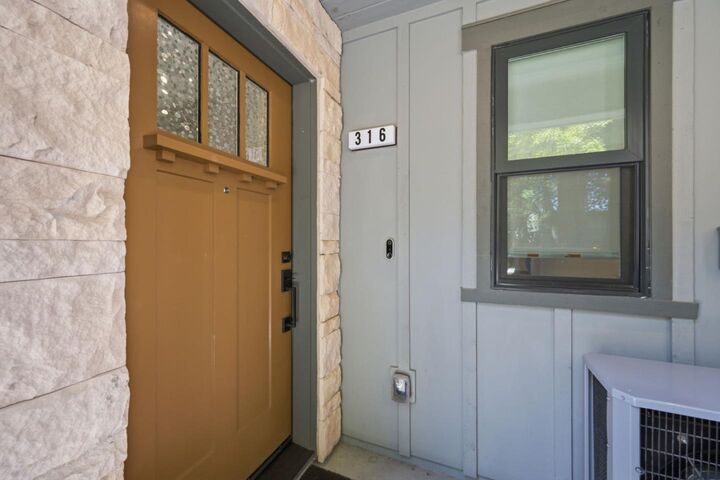 Property Photo: 316 Scarlett Terrace CA 94043