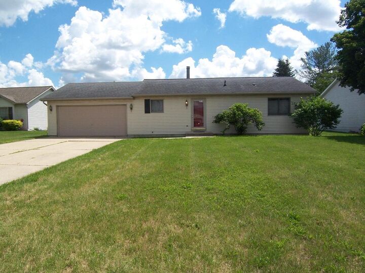 Property Photo: 2715 N Robinson Dr. Drive WI 53511