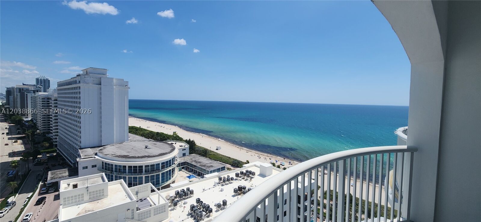 Property Photo:  5401 Collins Ave 1513  FL 33140 