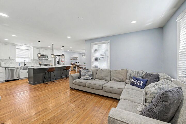 Property Photo:  214 Davis Ave  NJ 08221 