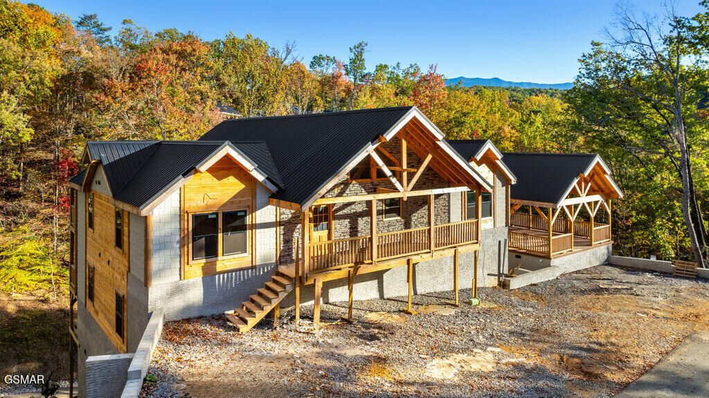Property Photo: 333 Elia Way TN 37876