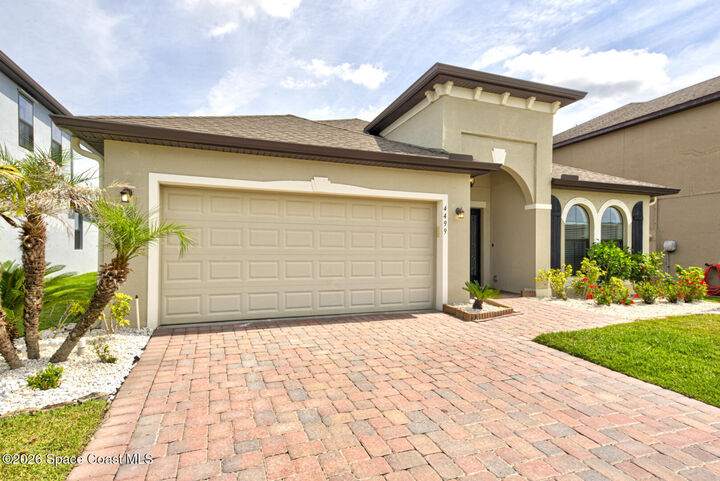 Property Photo:  4499 Alligator Flag Circle  FL 32904 
