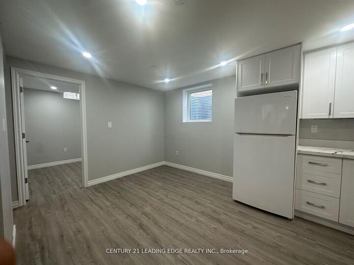 Property Photo:  618 Beckworth Square Bsmt  ON L1V 3K4 