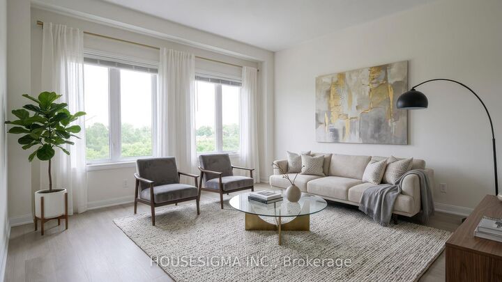 Property Photo: 32 Oakmont Drive ON K7P 0H7