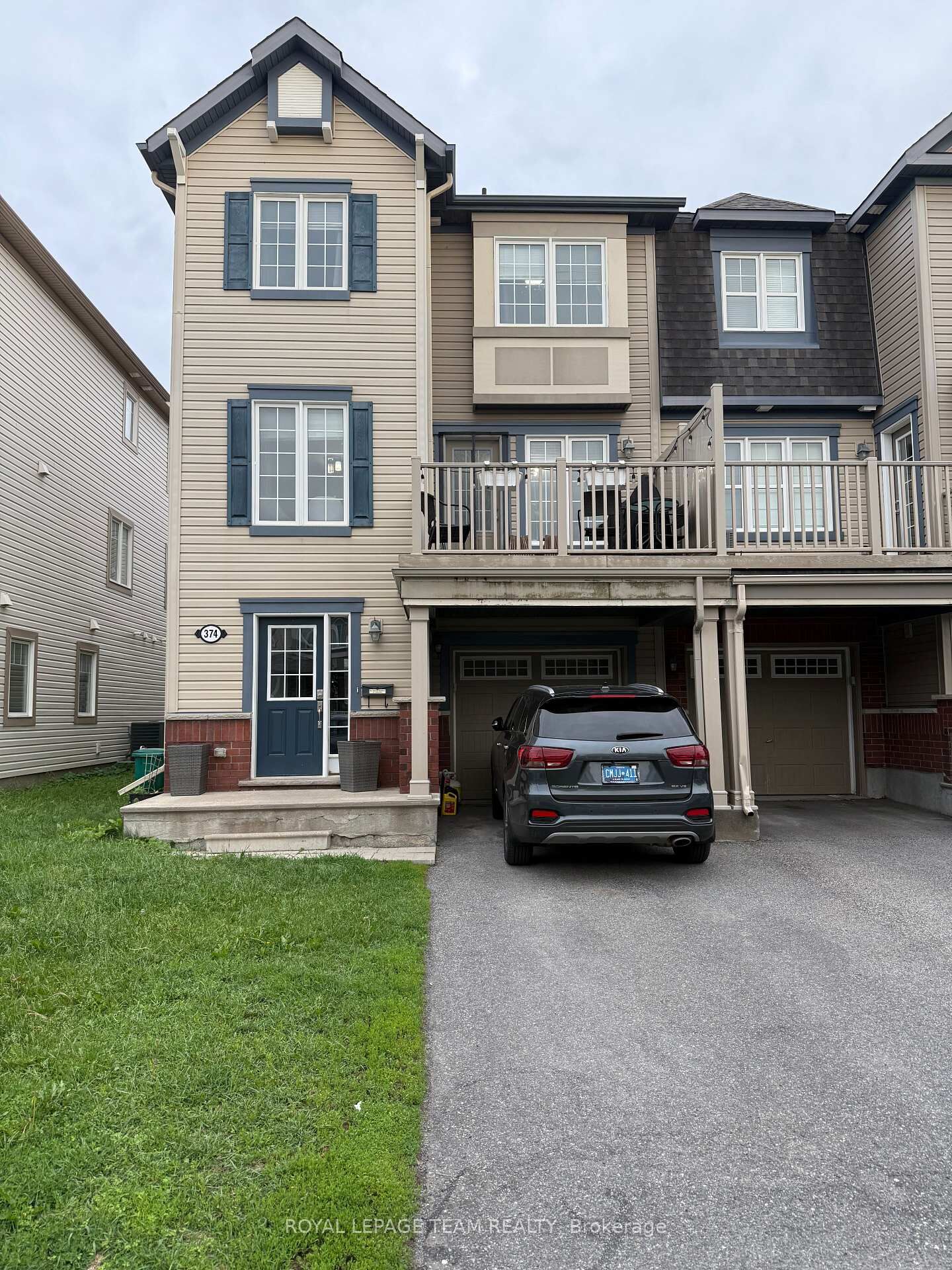 Property Photo: 374 Sweet Grass Circle ON K2J 5W9