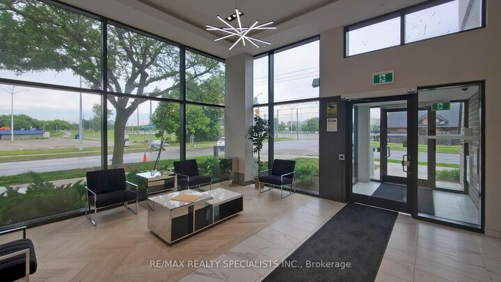 Property Photo:  7 Erie Avenue 809  ON N3S 2E7 
