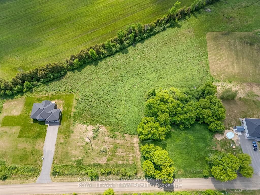 Property Photo:  475 Pioneer Road  ON K0G 1N0 