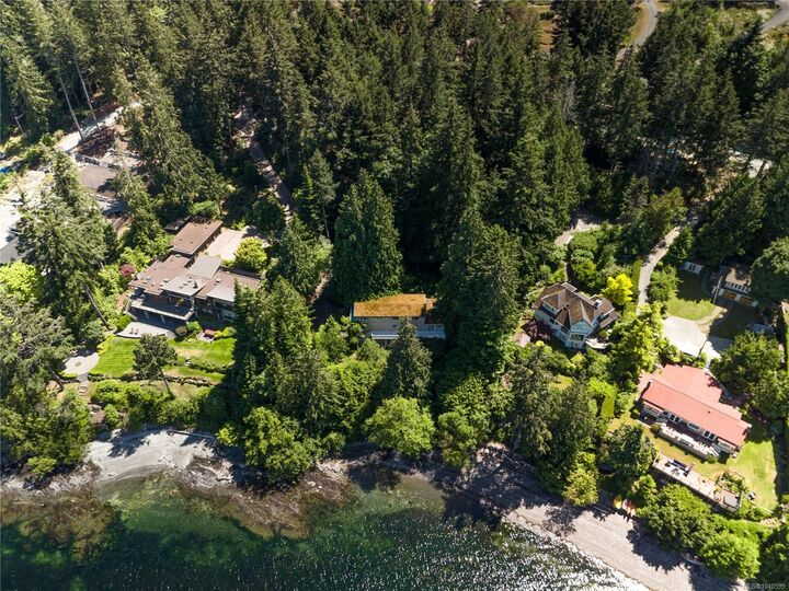 Property Photo: 1356 Lands End Rd BC V8L 5K1
