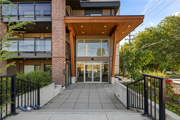 Property Photo: 147 Haliburton St #107 BC V9R 4V9