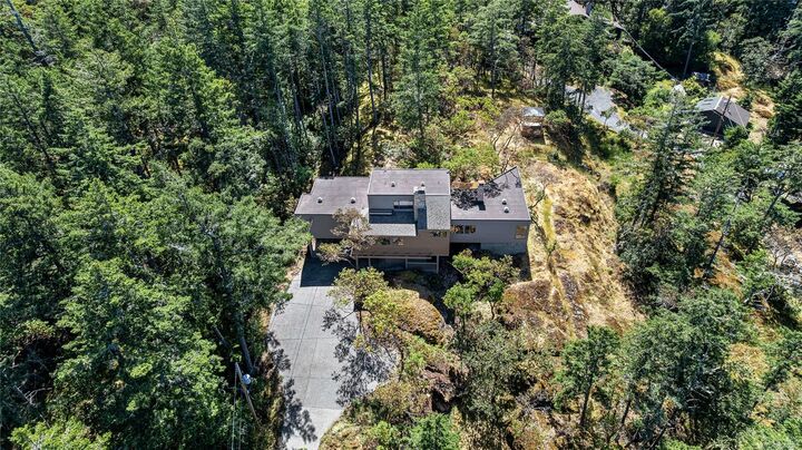 260 Moss Hill Pl — photo 1