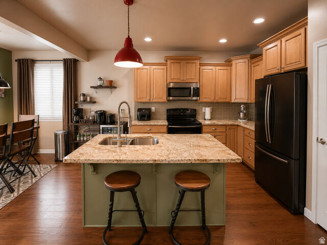 Property Photo: 149 E Crescent Pine Ln UT 84070