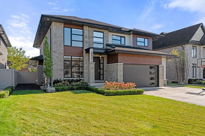 258 Xavier Circle — photo 1