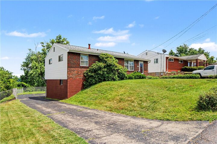 Property Photo:  121 Vetter Dr  PA 15235 