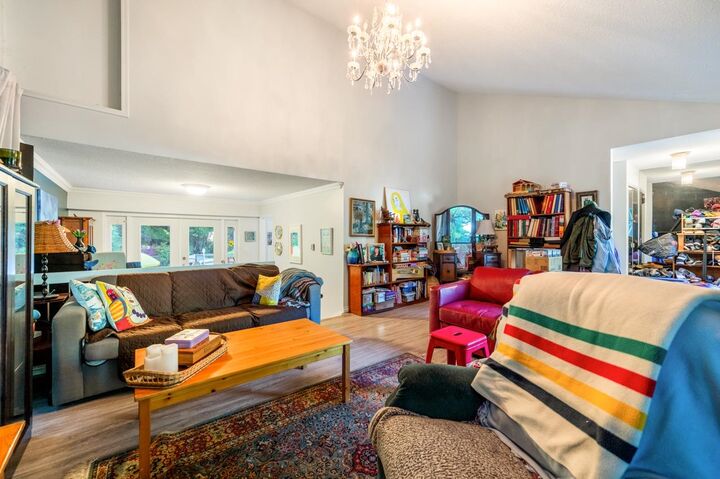 Property Photo: 5261 Cliffridge Avenue BC V7R 3V2