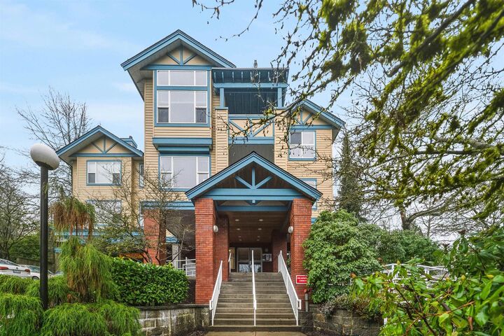 5281 Oakmount Crescent 210 — photo 1