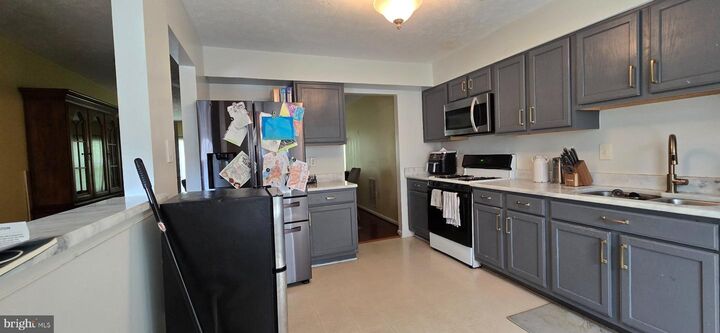 Property Photo: 5742 E Boniwood Turn MD 20735