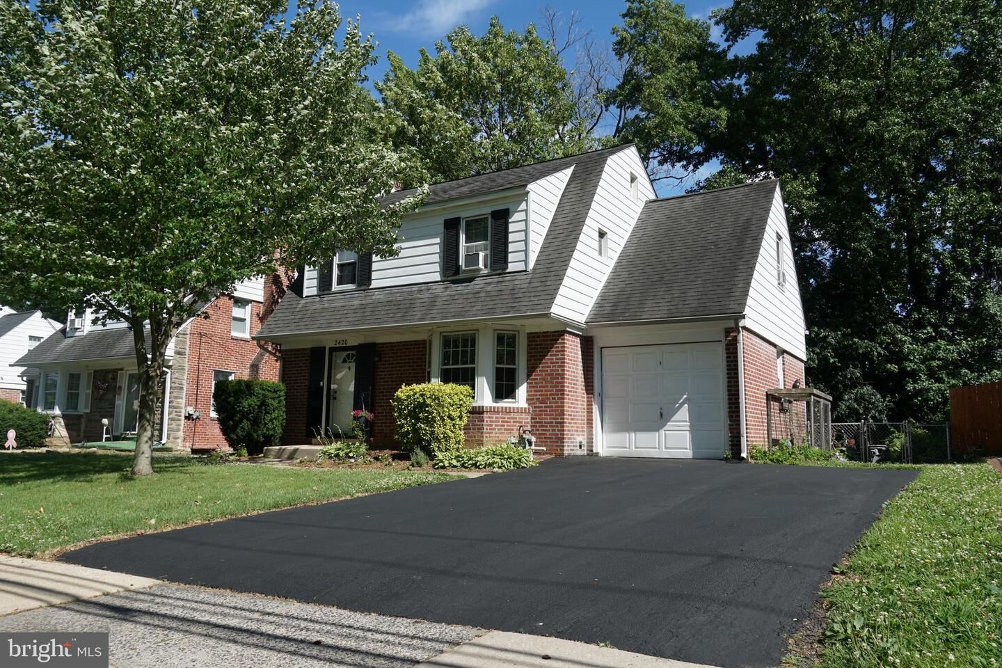 Property Photo: 2420 Franklin Avenue PA 19018
