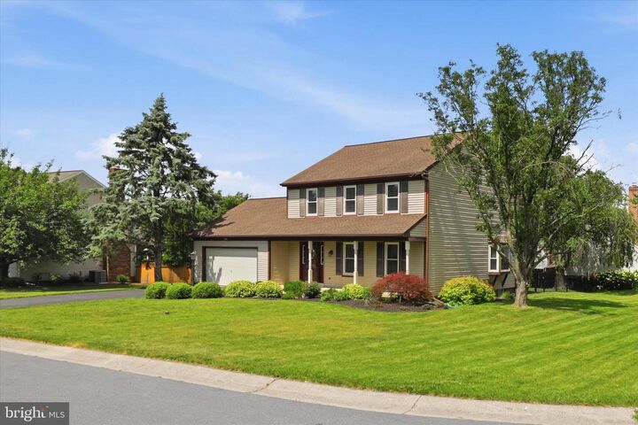 Property Photo:  1313 Pennscott Drive  PA 17538 