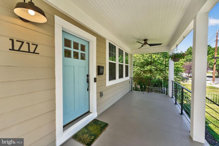 Property Photo:  1717 Evarts Street NE  DC 20018 