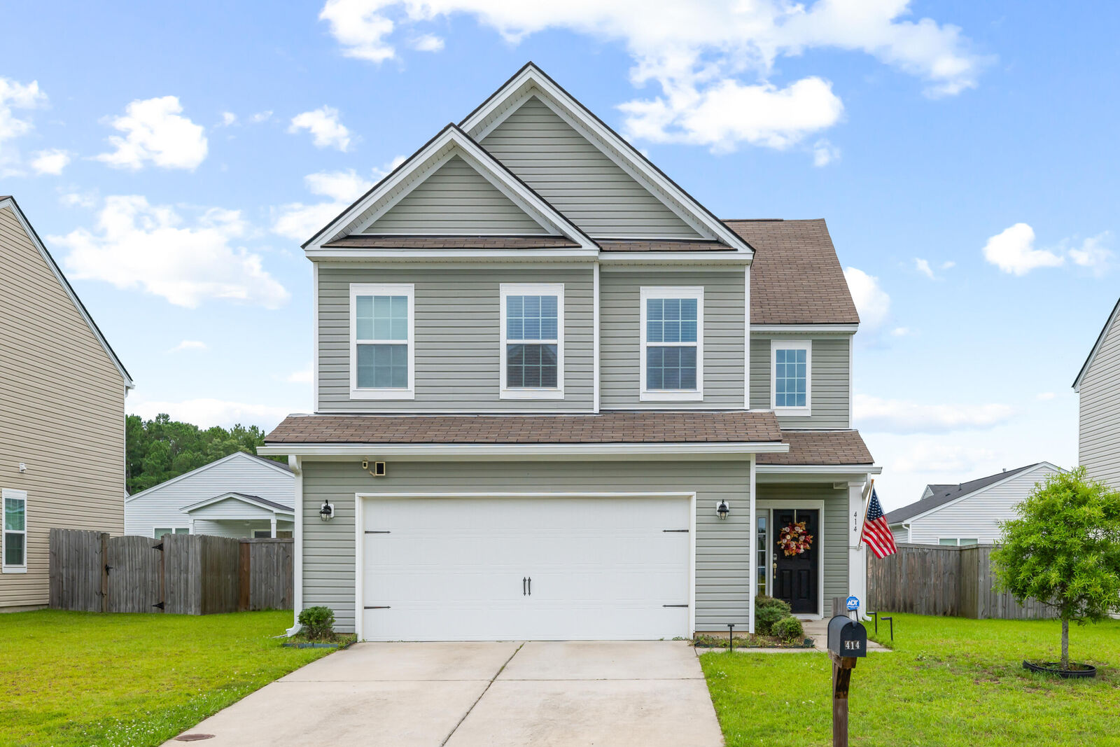 Property Photo: 414 Philbrick Drive SC 29445
