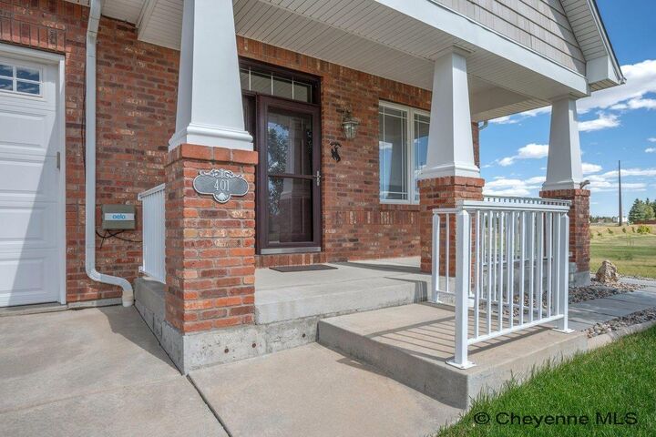 Property Photo:  401 Sterling Dr  WY 82009 