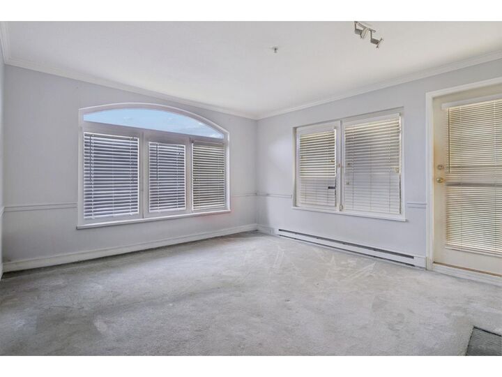 Property Photo: 5977 177B Street 305 BC V3S 4J7