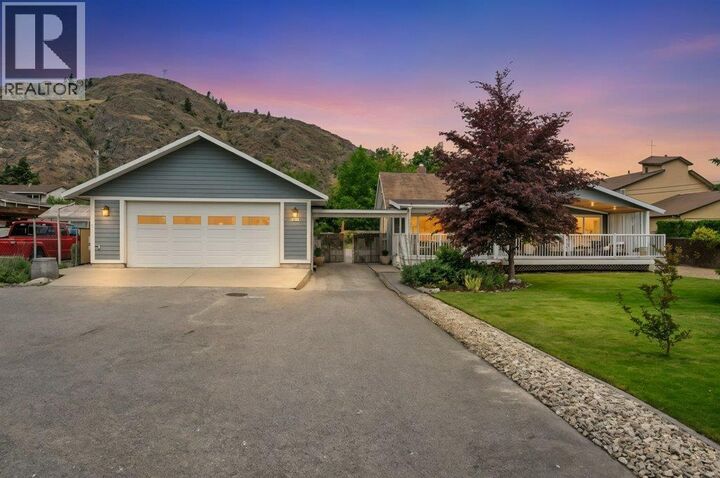 Property Photo: 860 Fairview Road BC V0H 1T6
