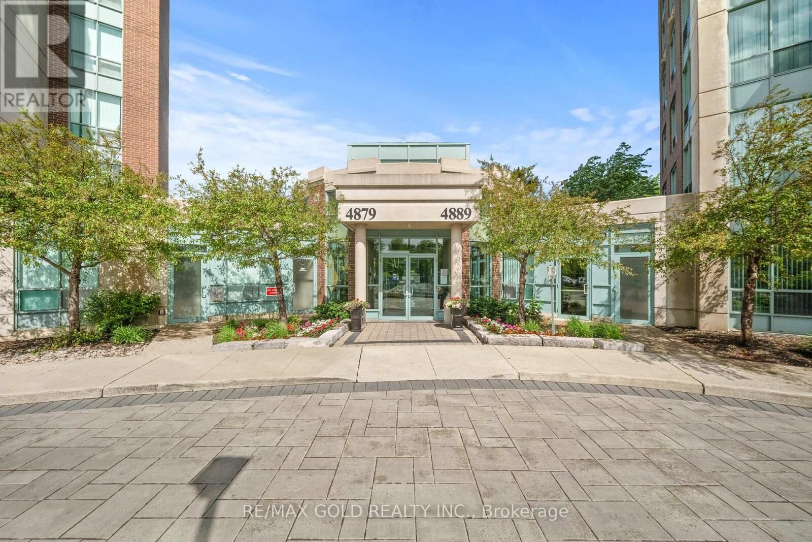Property Photo:  4889 Kimbermount Avenue 1502  ON L5M 7K8 