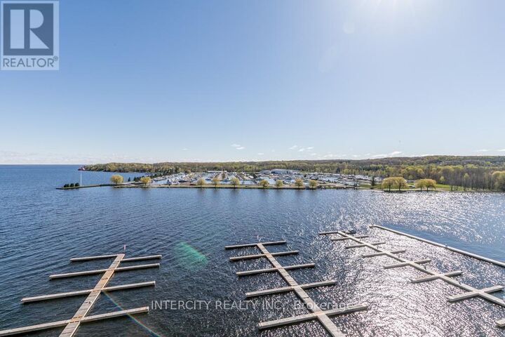 Property Photo:  725 Aberdeen Boulevard 2  ON L4R 5P3 