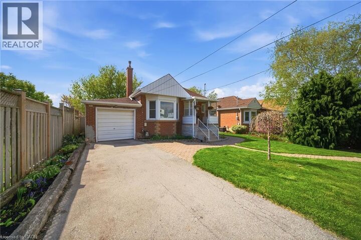 Property Photo:  280 East 11th Street  ON L9A 3T7 