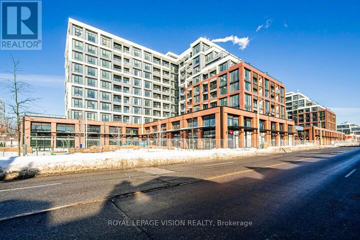 Property Photo:  858 Dupont Street 826  ON M6G 0C1 