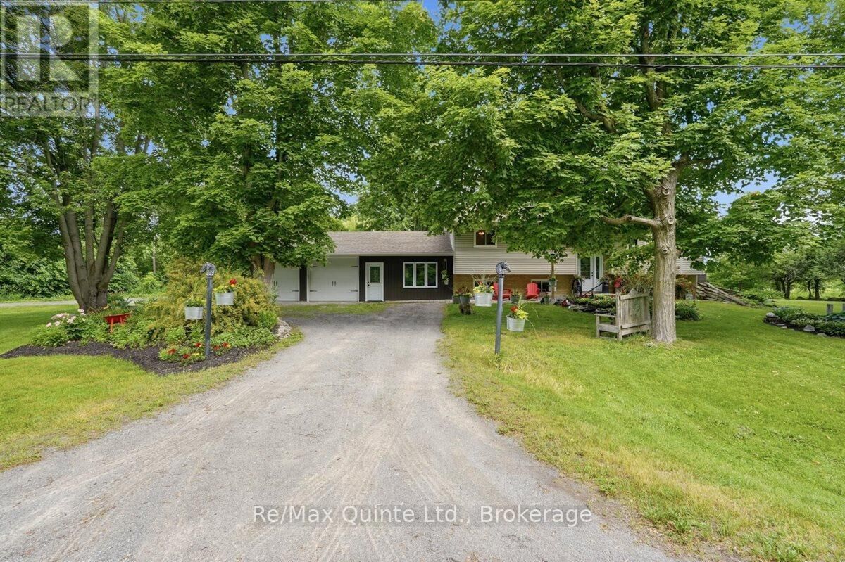 Property Photo: 608 Harrington Road ON K0K 2C0